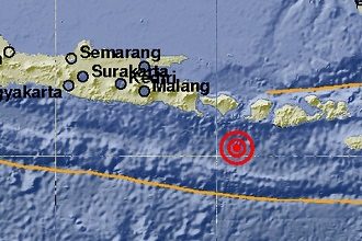 gempa bali