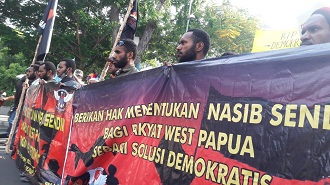 demo mahasiswa papua