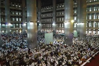 salat tarawih istiqlal