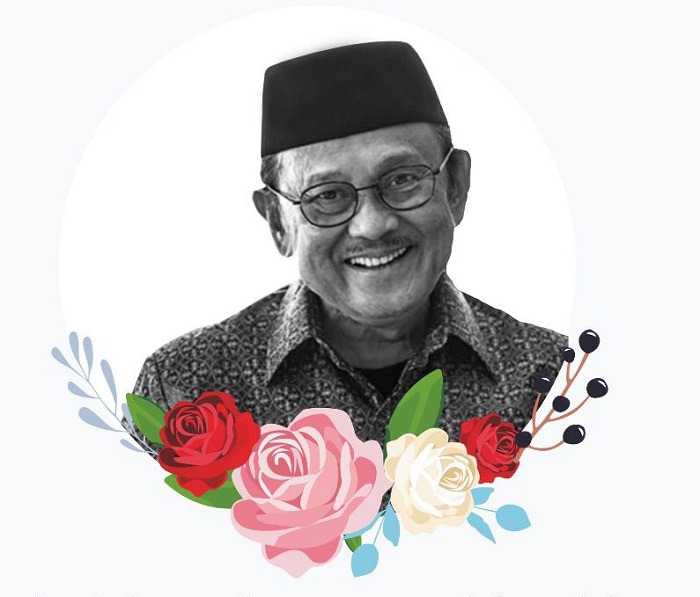 Kemensos: Makam Presiden BJ Habibie Berada di Sebelah Ibu Ainun