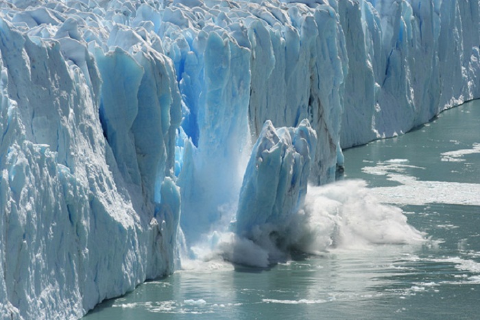 Mencair Setiap Hari, Peneliti Denmark: Sebanyak 8 Ton Miliar Es Greenland