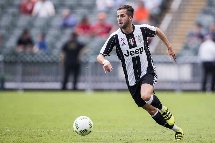 Temukan Performa Terbaik, Juventus Pertimbangkan Jual Pjanic