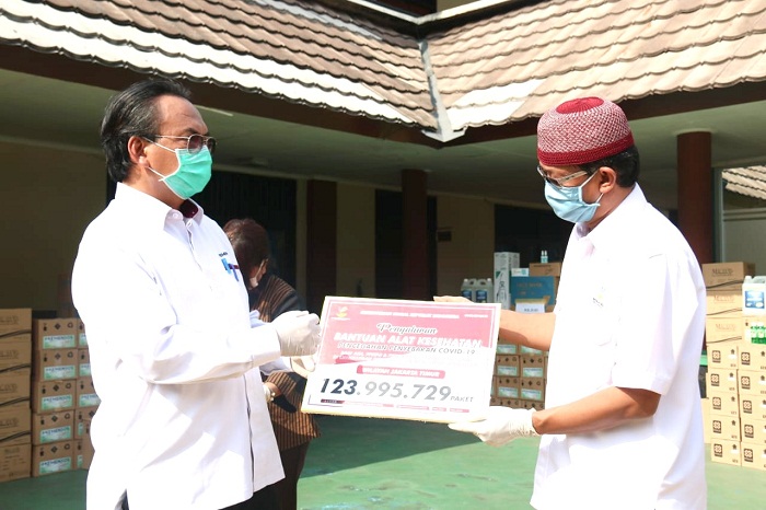 Salurkan Alkes, Kemensos Support Petugas Kemanusiaan Bekerja Aman di Tengah Covid-19