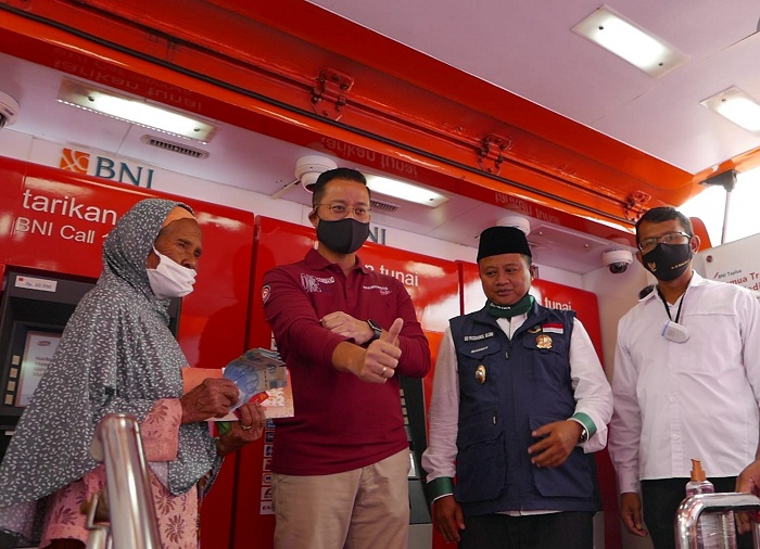 Bansos dari Pemerintah Solusi bagi Warga Terdampak Covid-19*