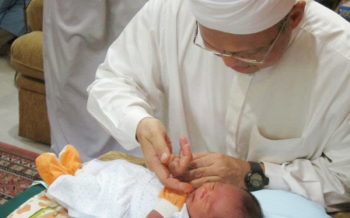 Ini Cara Islam Lakukan Vaksinasi, Berikut Penjelasan Dokter Zaidul Akbar