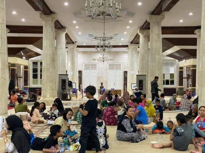 Mensos Ingin Pastikan Korban Kebakaran Kilang Minyak Dapat Penuhi Kebutuhan Dasar