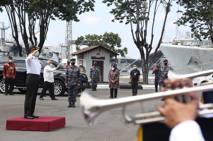 Menko PMK: Mari Berdoa Khusuk Agar Berikan Pertolongan ABK KRI 402 Nanggala