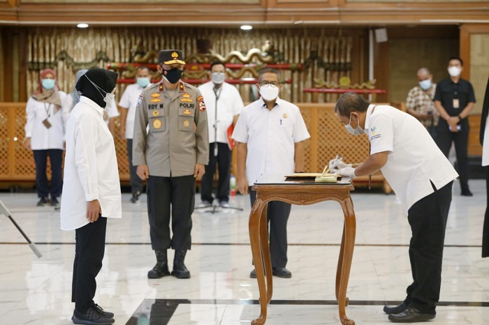 Saksikan Penandatanganan Pakta Integritas Tenaga Ahli, Mensos: Tuhan Tak Pernah Tidur