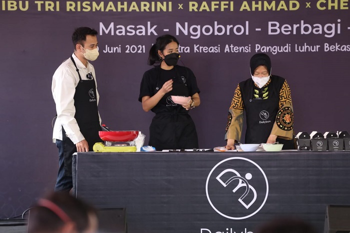 Demo Masak, Mensos Beri Contoh Perjuangan Raffi Ahmad dan Chef Renatta Meraih Sukses