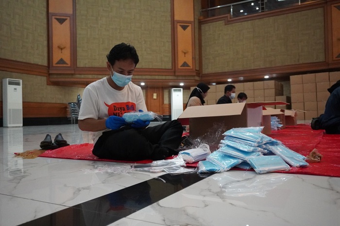 Lewat Karang Taruna, Kemensos Salurkan Paket Masker dan Vitamin ke 514 Daerah