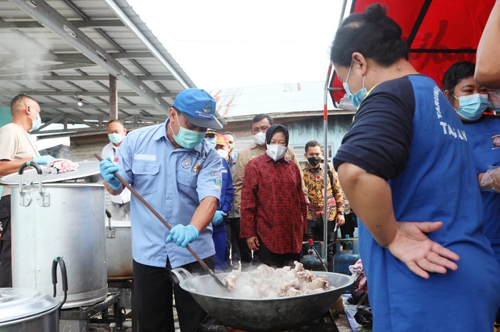 Antisipasi Langganan Banjir, Mensos Minta Pemda Kalteng Susun Kebijakan Komprehensif