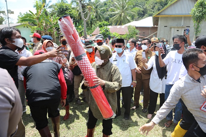 Mensos Pastikan Korban Bencana di Luwu Tercukupi Kebutuhannya dan Akan Dirikan 8 Titik “Bufferstock”