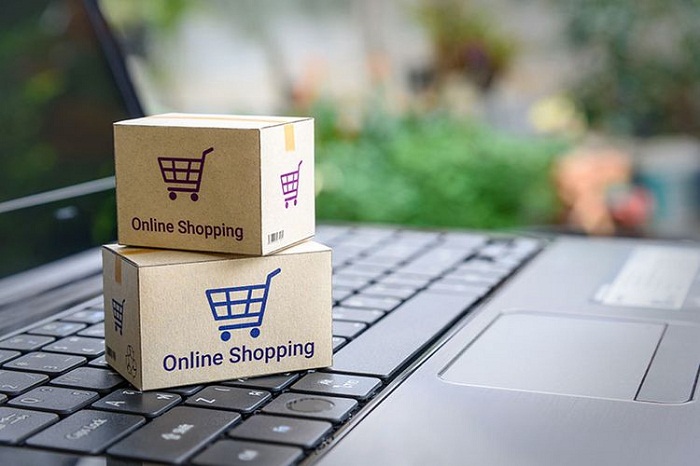 Dibanding Wanita, Riset: Pria Lebih Sering Belanja Online di E-Commerce