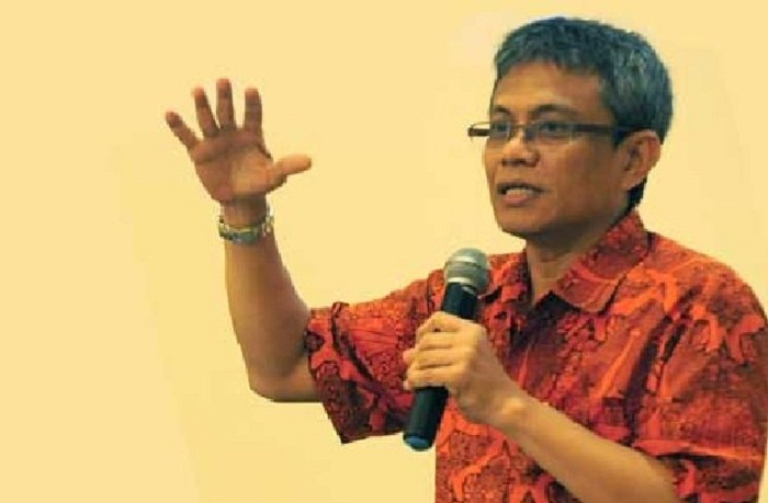 Jokowi Salah Pilih Harga BBM, Prof Didik: Krisis Ekonomi Menanti