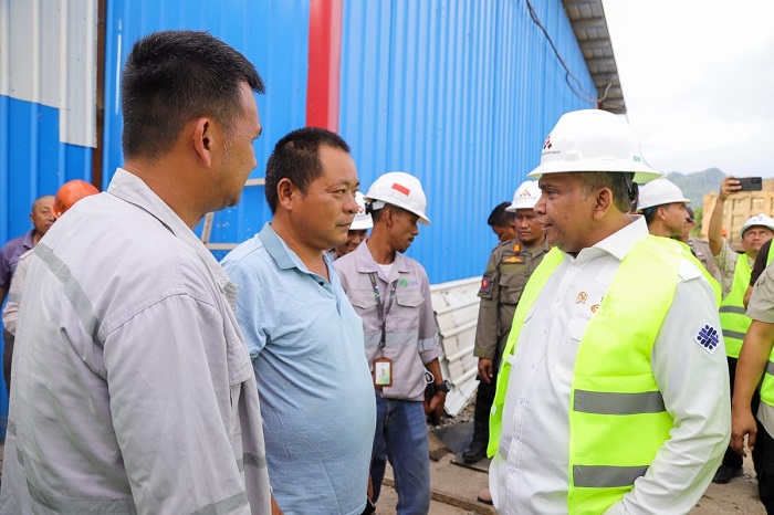 Wamenaker Meninjau Lokasi Kerusuhan Pekerja di Morowali Utara