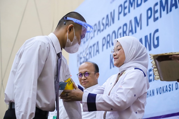 Kerja Sama IM, Menaker Lepas 246 Peserta Magang ke Jepang