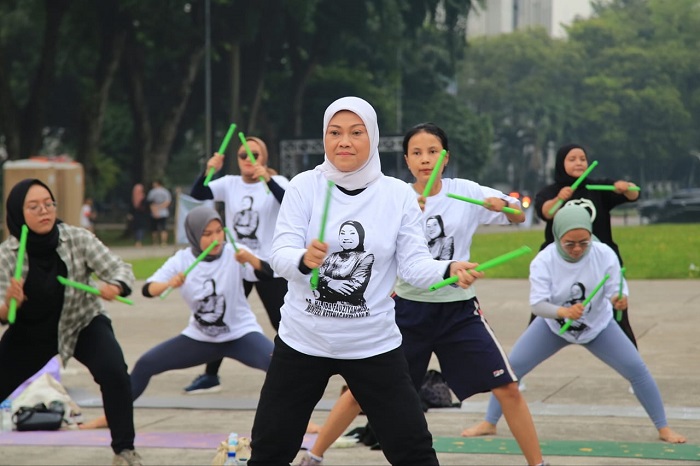 Senam Bareng Ibu-ibu, Menaker: Tingkatkan Produktivitas Kerja