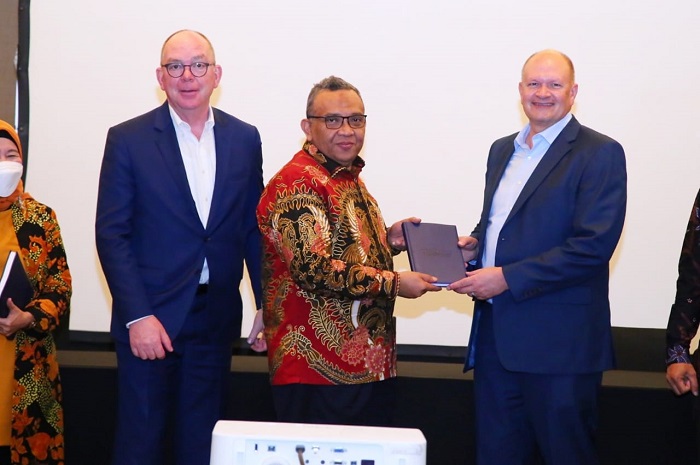 Kemnaker dengan Perason Vue dan Certiport Jajaki Kerja Sama Sertifikasi Profesi