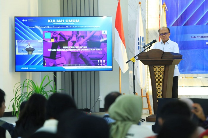 Wujudkan SDM Unggul, Sekjen Kemnaker: Polteknaker Harus Terus Inovasi