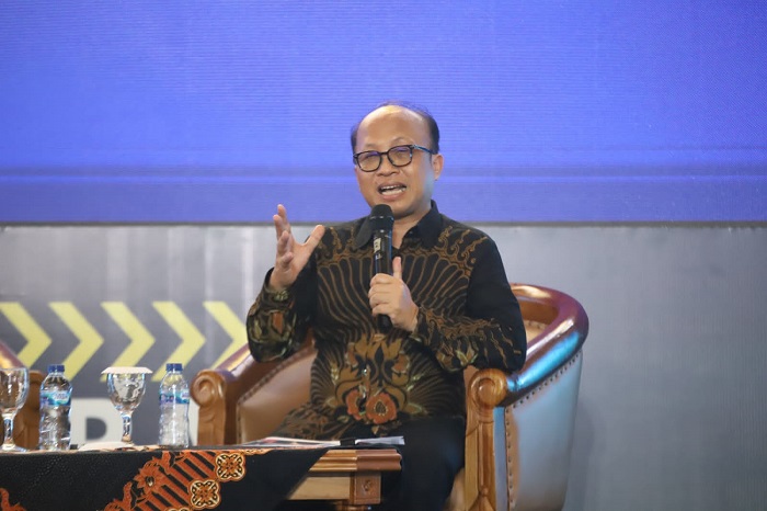 Jadi Pembicara Talkshow di UGM, Kemnaker Kenalkan 4 Program bagi Telenta Muda