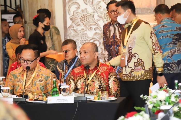 Kemnaker Kembangkan Kompetensi SDM Destinasi Pariwisata Super Prioritas