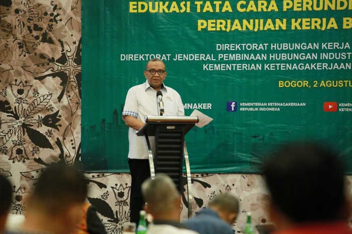 Ciptakan Kondisi Harmonis, Wamenaker: PP dan PKB Instrumen Wujudkan Kehidupan Layak bagi Pekerja