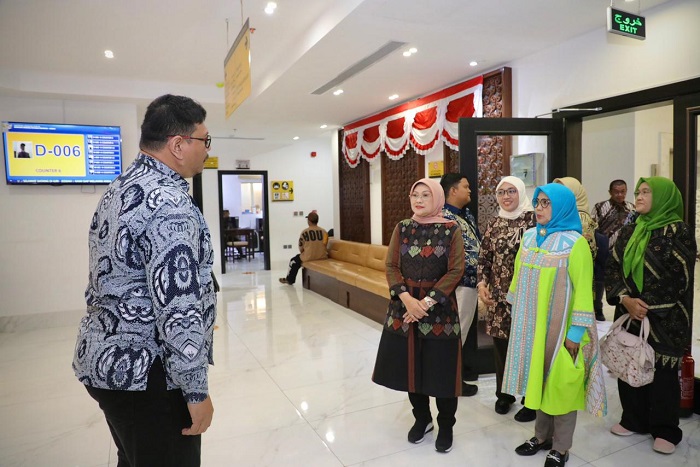 Bertemu PMI di Jeddah, Menaker: Calon PMI Harus Ikuti Prosedur Benar Agar Terlindungi