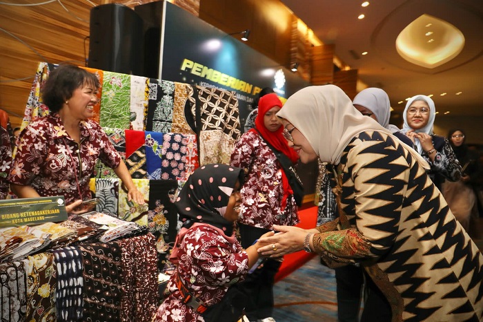 Pekerjakan Disabilitas, Kemnaker Apresiasi 3 BUMN dan 9 Perusahaan Swasta