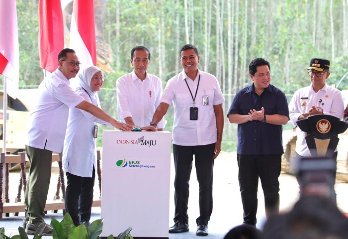Jokowi Lakukan Groundbreaking Kantor BPJS Ketenagakerjaan di IKN