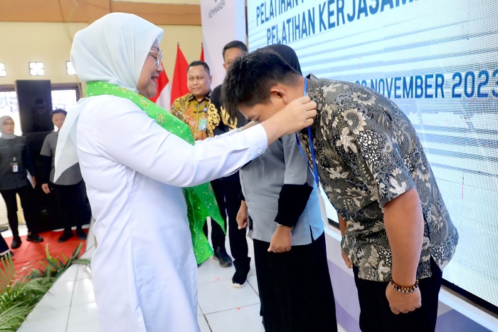 Buka Pelatihan DUDI Batik Cap, Menaker: Pelatihan Untuk Tingkatan Produktivitas di IKN