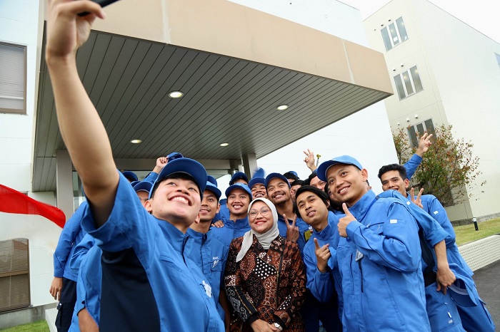 Sapa Peserta Magang di Jepang, Menaker Ida Minta Peserta Berhemat Agar Punya Modal