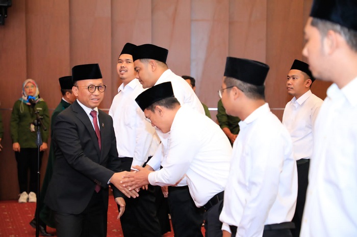 Lantik Sebanyak 117 PPPK, Sekjen Kemnaker: Bekerjalah dengan Profesionalitas Tinggi