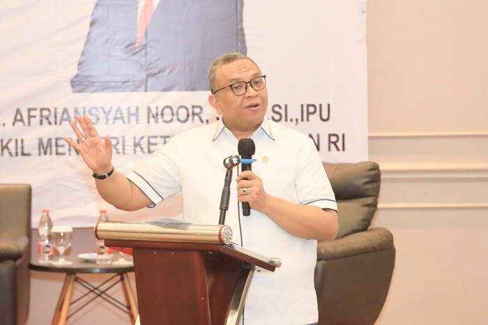 Dukung Pertumbungan Ekonomi, Kemnaker Ajak Pemangku Kepentingan Berkolaborasi