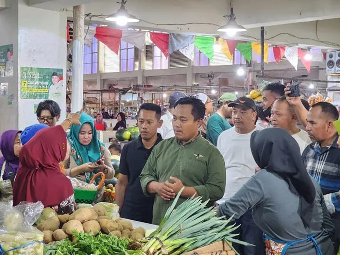 Kunjungi Batang, Stafsus Menaker: Perlu Modernisasi Pasar Tradisional