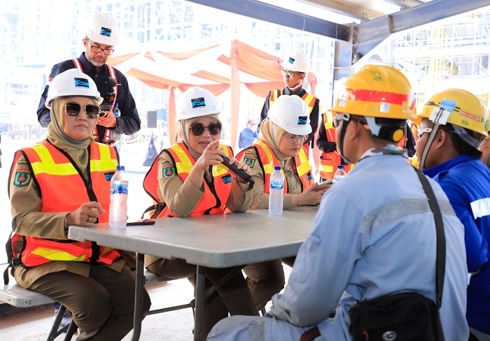 Dialog dan Keliling Smelter, Menaker Pastikan K3 Diterapkan dengan Baik