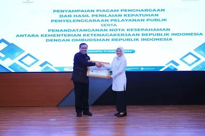 Tingkatkan Kualitas Pelayanan Publik, Kemnaker-Ombudsman Teken Kerja Sama
