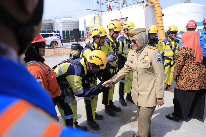 Bentuk Eksosistem Ketenagakerjaan Unggul, Menaker Canangkan Bulan K3 Nasional 2024 di Smelter Freeport Gresik