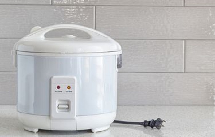 Tembus 68,5%, Pemerintah Lanjutkan Pembagian Rice Cooker Gratis