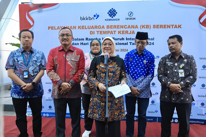 Menaker Tekankan Pentingnya Kesehatan Reproduksi di Tempat Kerja
