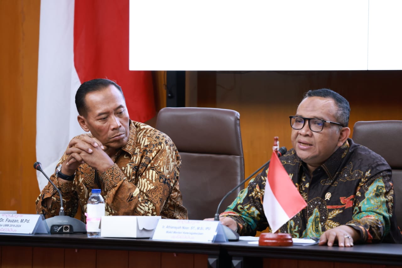 Wamenaker Sambut Baik Perguruan Tinggi Siapkan Lulusannya Bersaing di Dunia Usaha