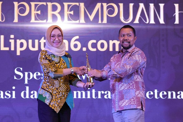 Menaker Raih Penghargaan Pioner Transformasi dan Kemitraan Ketenagakerjaan