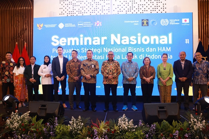Pemerintah Komitmen, Wamenaker: Pekerja Dapat Perlindungan Layak dan Manusiawi